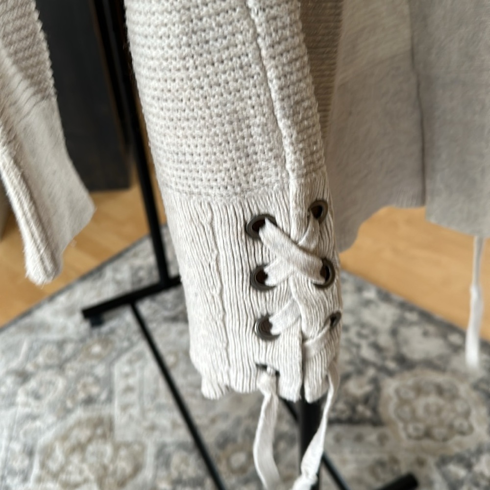 Gap Open Front Sweater - Picture 4 of 6